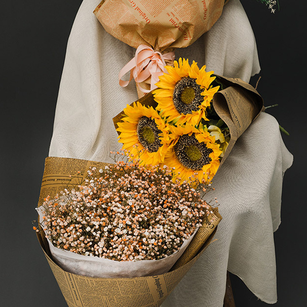 20枚入りオールド新聞風クラフト包装紙 ヴィンテージ花柄ブー - Flower Wrap Kraft のレビューと価格